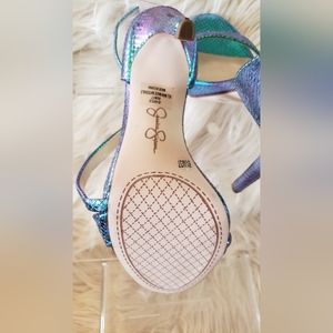 Brand New Women Shoes